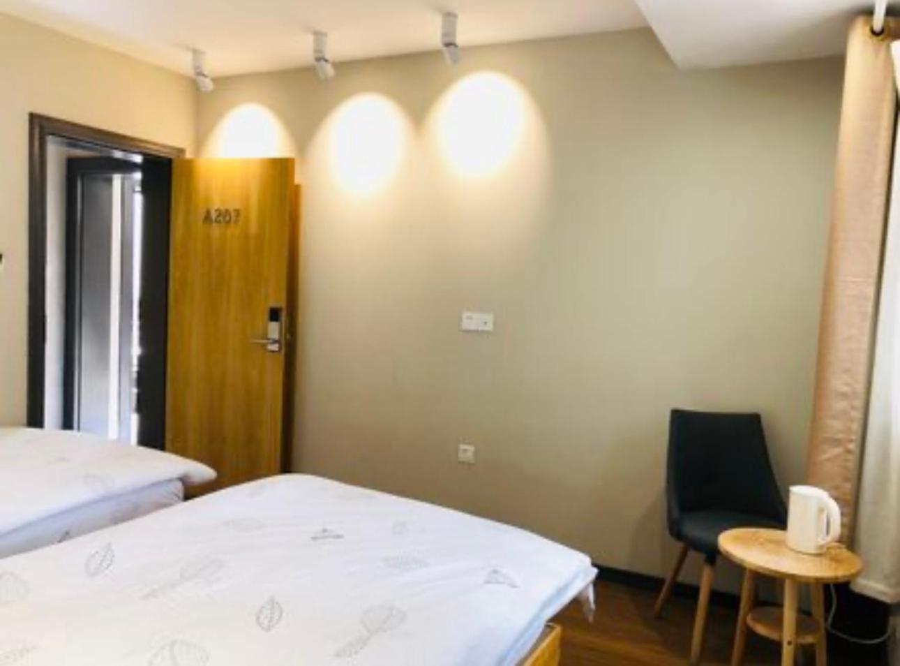 Fengma Feiyang Hostel Лхаса Екстер'єр фото