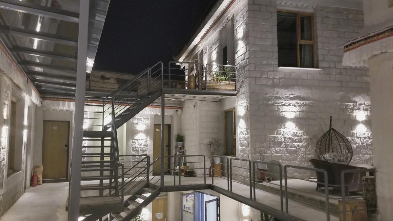 Fengma Feiyang Hostel Лхаса Екстер'єр фото