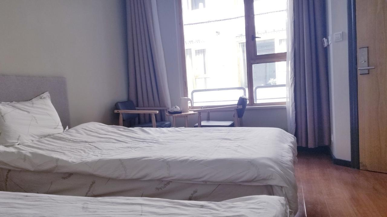 Fengma Feiyang Hostel Лхаса Екстер'єр фото