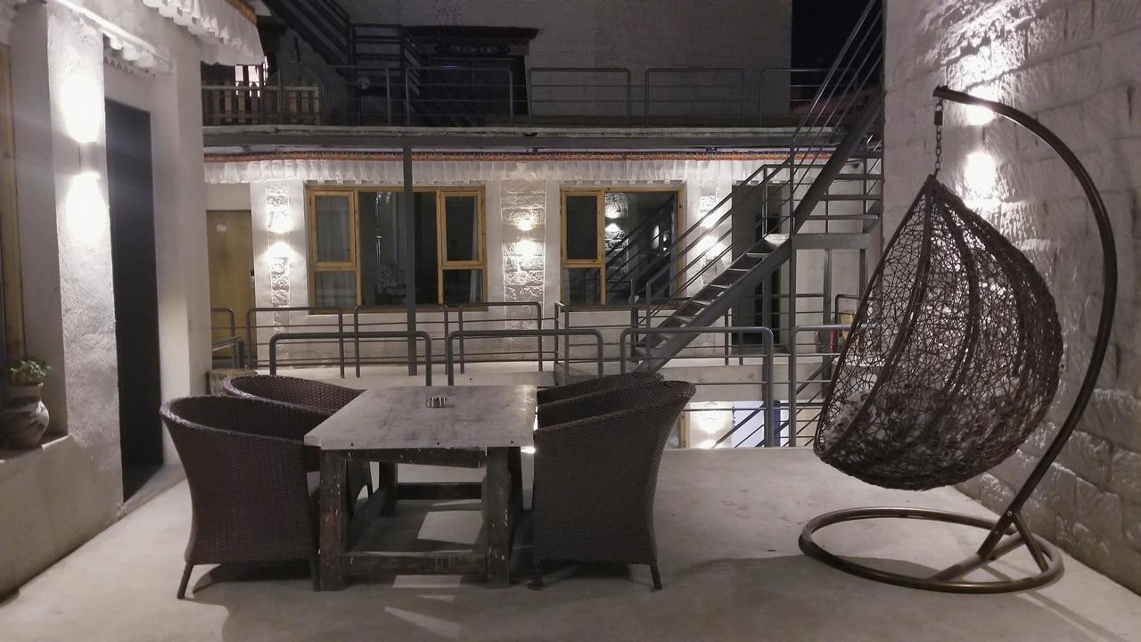 Fengma Feiyang Hostel Лхаса Екстер'єр фото